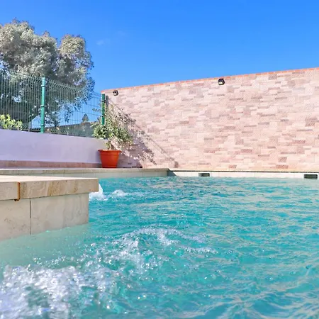 Mendoza * كونيل ذي لا فرونتيرا